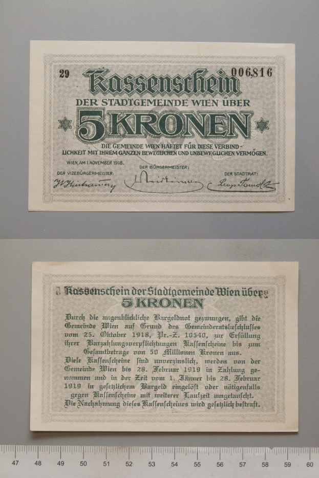 Alte deutsche 5 Kronen Banknote mit einem Lineal am unteren Bildrand.