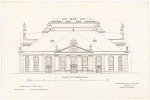 Eine detaillierte Strichzeichnung der Schlosshof-Fassade in Dresden, Deutschland, mit zahlreichen Fenstern und Statuen auf der Struktur, auf einem Blatt Papier mit begleitendem Text.
