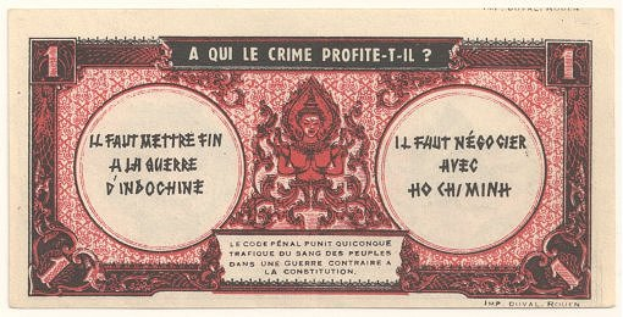 Eine alte französische Banknote mit einem ernst aussehenden Mann in einem Anzug darauf, auf der der Text "A qui le crime profite-il?" steht, vor einem weißen Hintergrund mit einem schwarzen Rand.